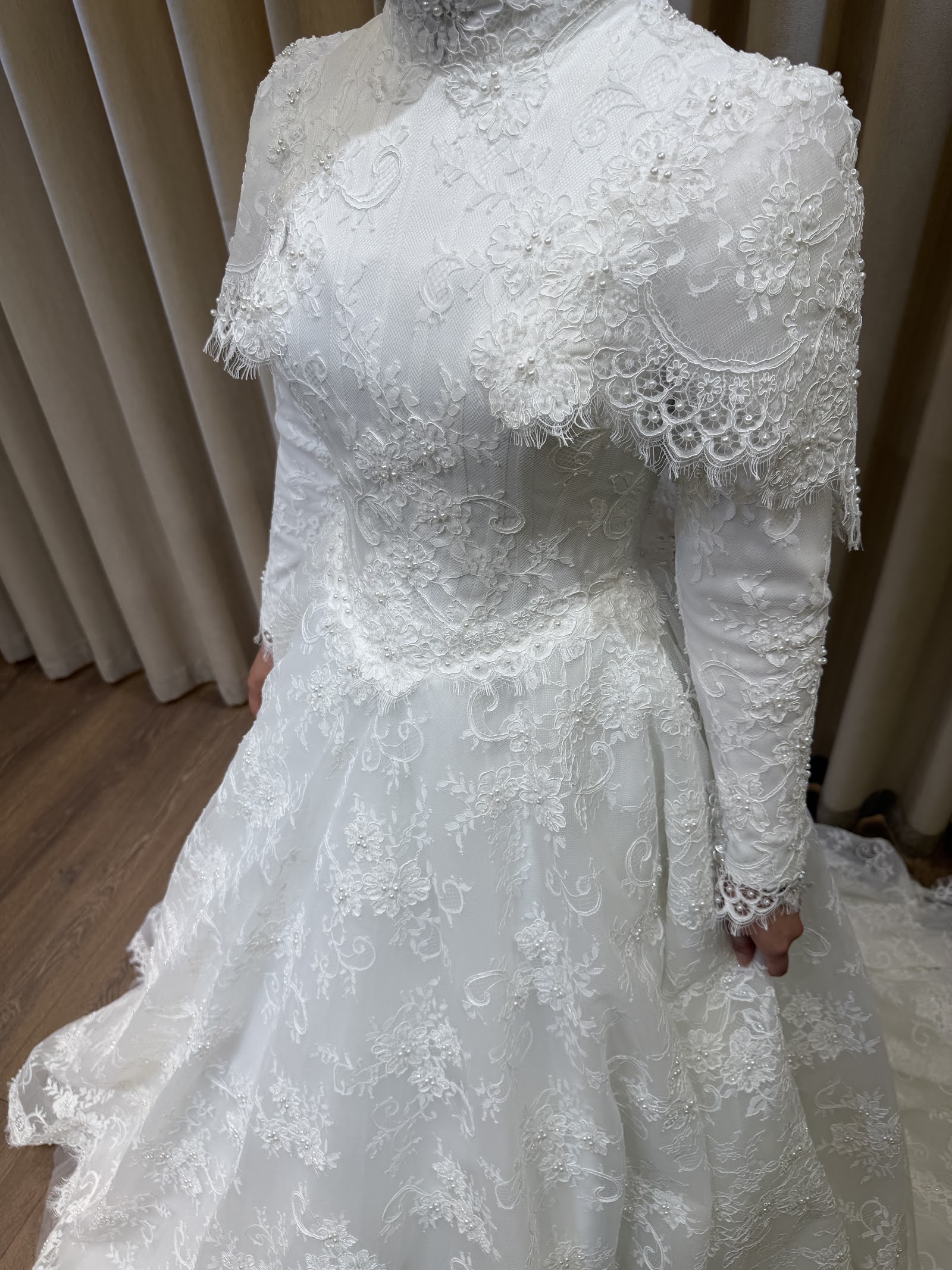 Balıkesir İlgün Moda Gelinlik Tasarım