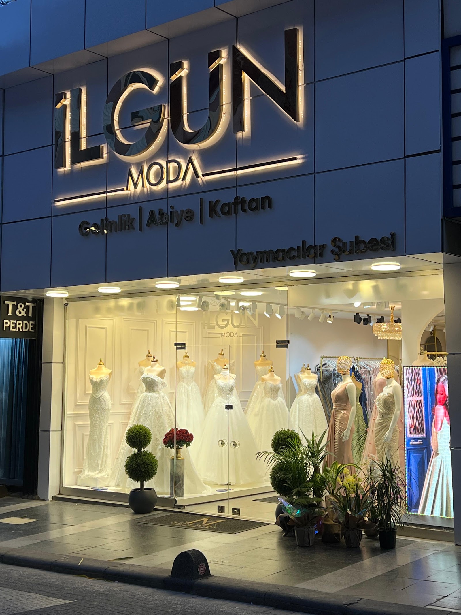 Balıkesir İlgün Moda Gelinlik Tasarım kır düğünü mekanı — Karesi