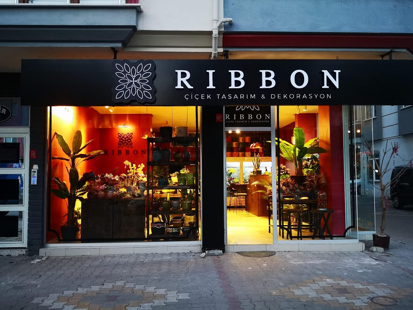 Balıkesir Ribbon Çiçek Tasarım Dekorasyon kır düğünü mekanı — Altıeylül
