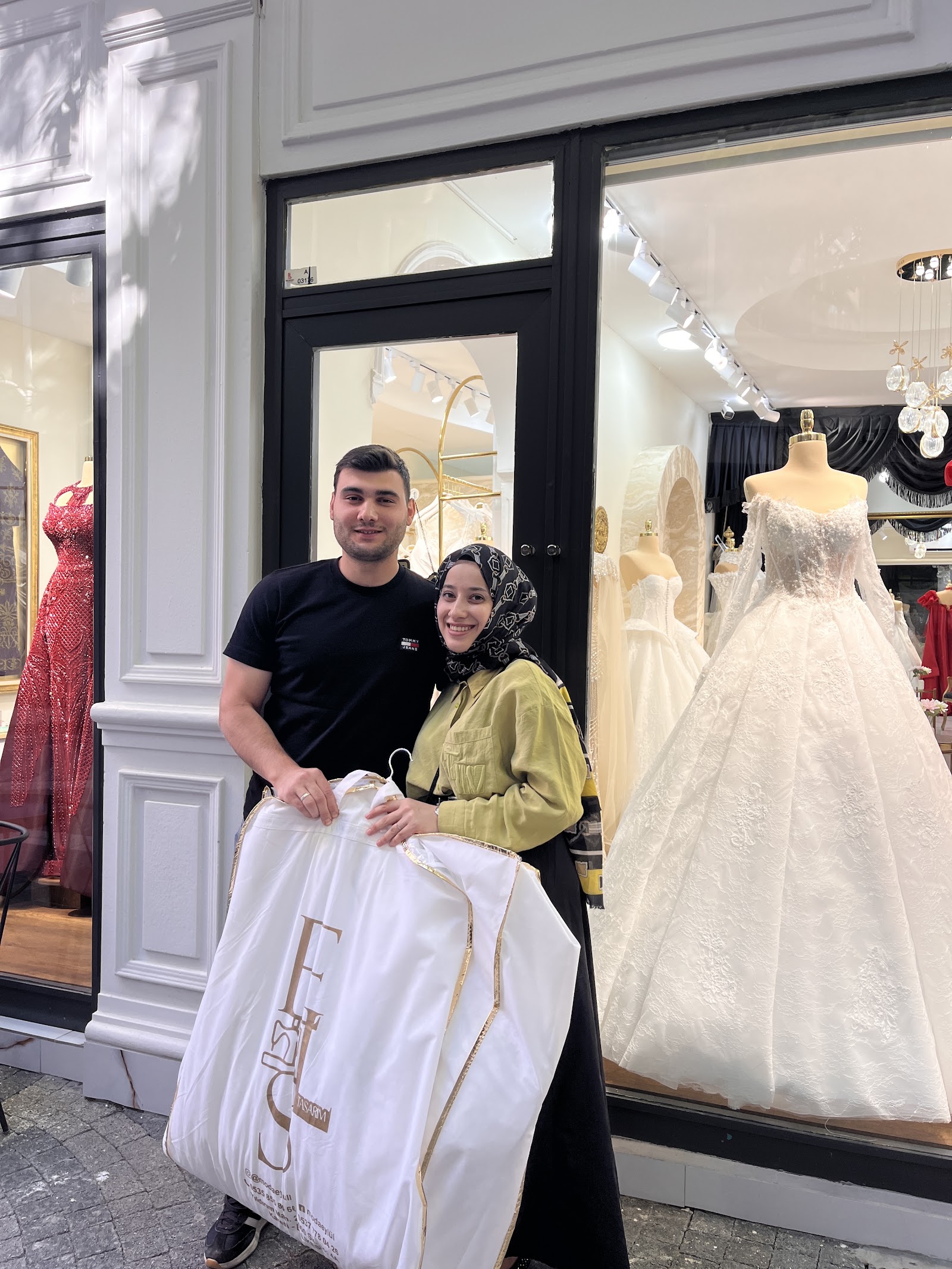 Els Tasarım Moda Eylül kır düğünü mekanı — Karesi