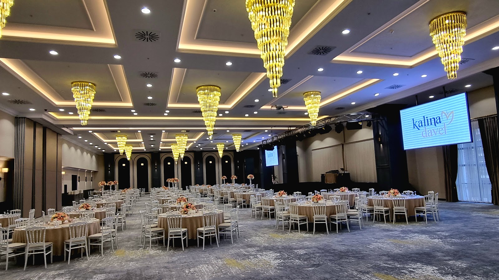 Kalina Davet Ve Düğün Salonları kır düğünü mekanı — Altıeylül