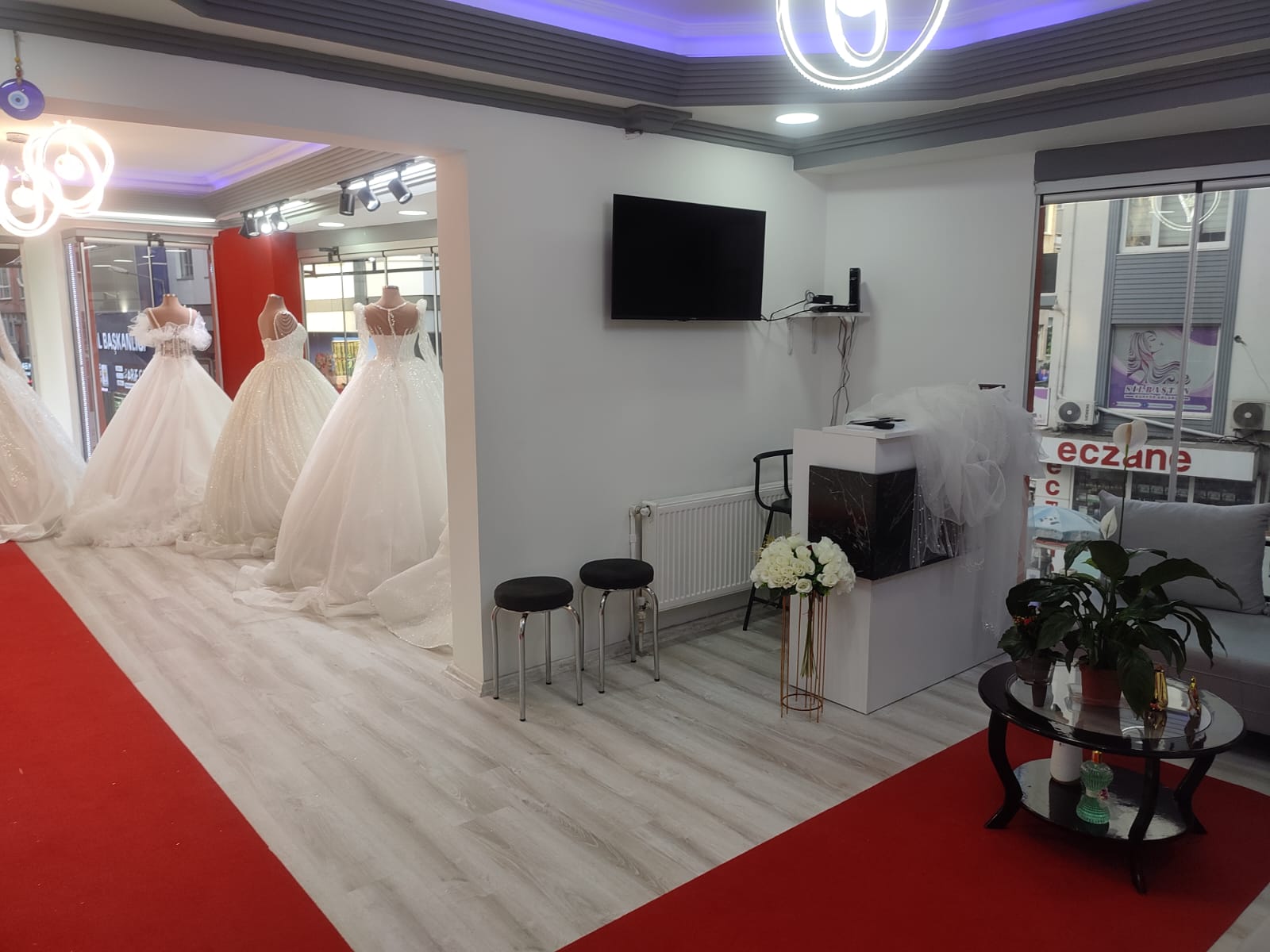 Kibar Tasarım Gelinlik Ve Moda Tasarımcısı