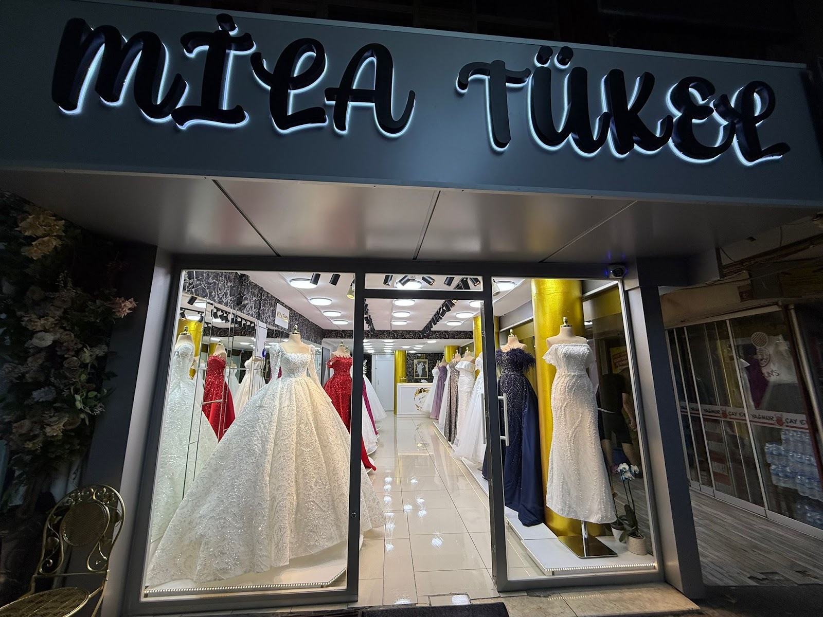 MİLA TÜKEL GELİNLİK