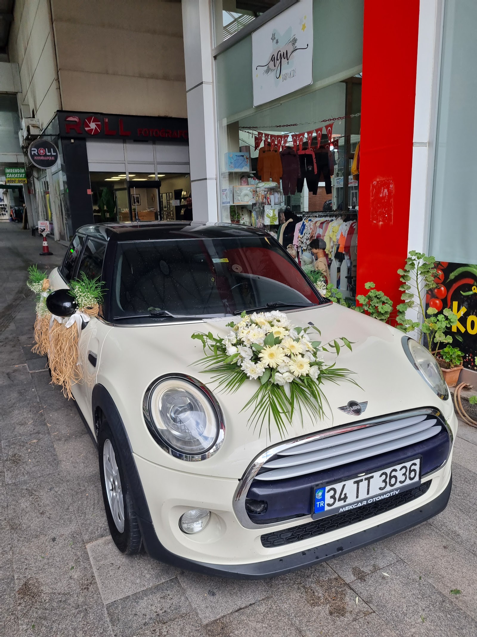 Yakın Çiçek kır düğünü mekanı — Karesi