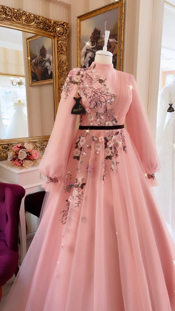 Yasemin Boz Moda Ve Tasarım kır düğünü mekanı — Karesi
