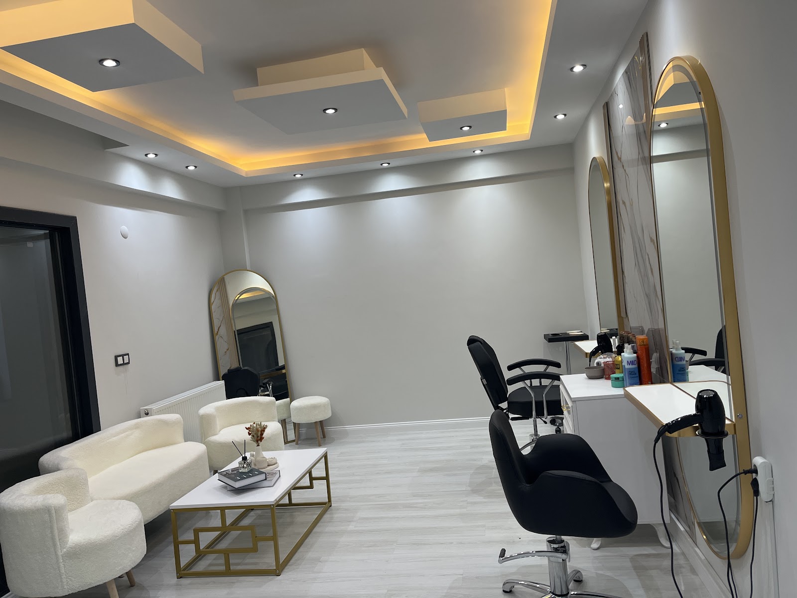 Zeynep Hair Beauty (kuaför) kır düğünü mekanı — Karesi
